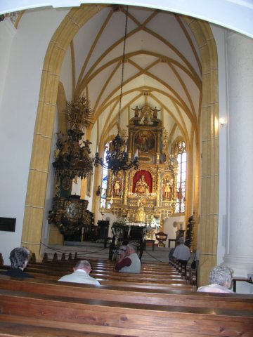 cerkev3.jpg