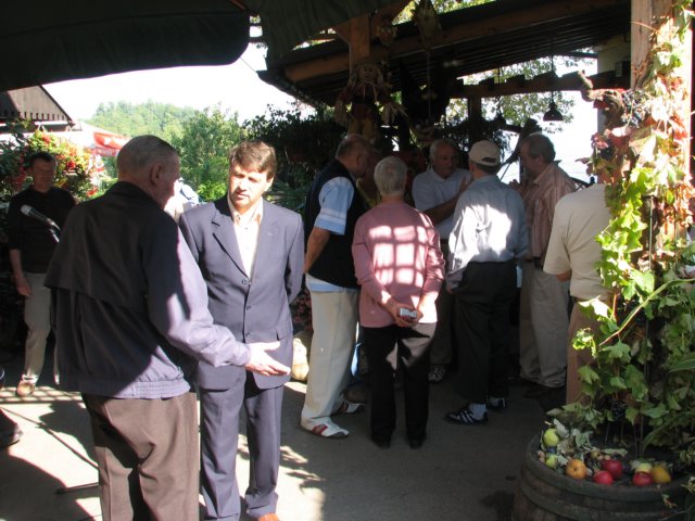 pogovor4.jpg